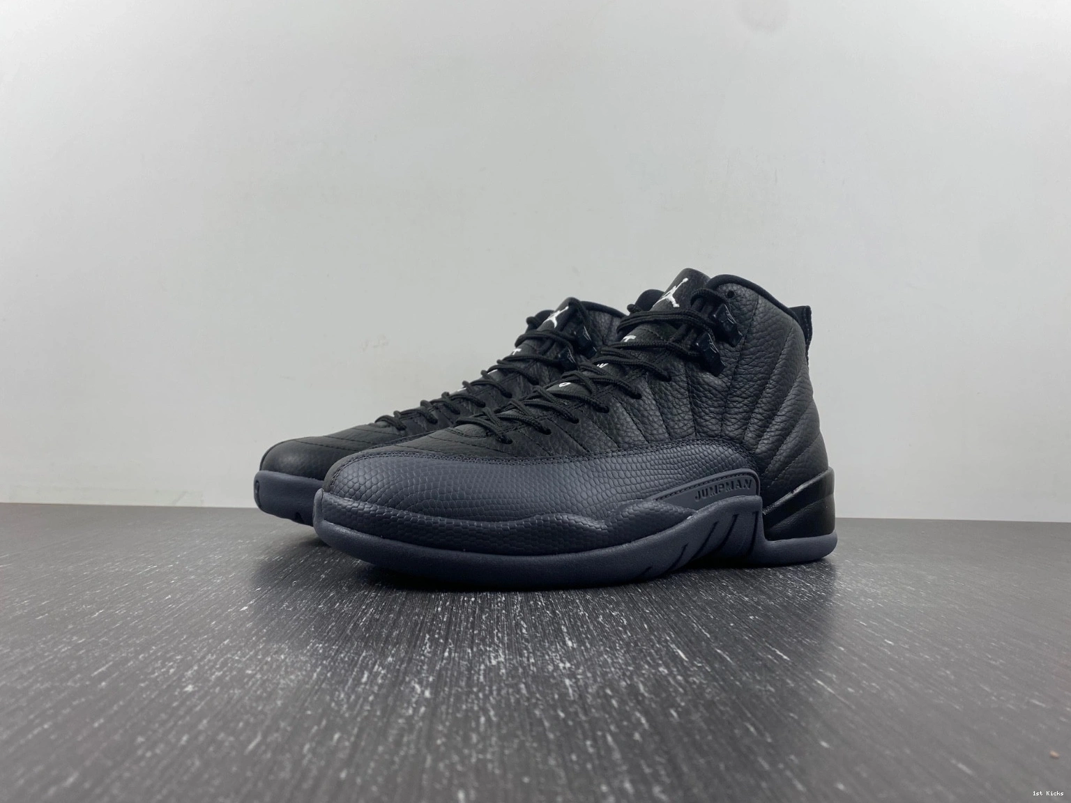 Grey Wolf Black 12 Air CT8013-019 Jordan 0915